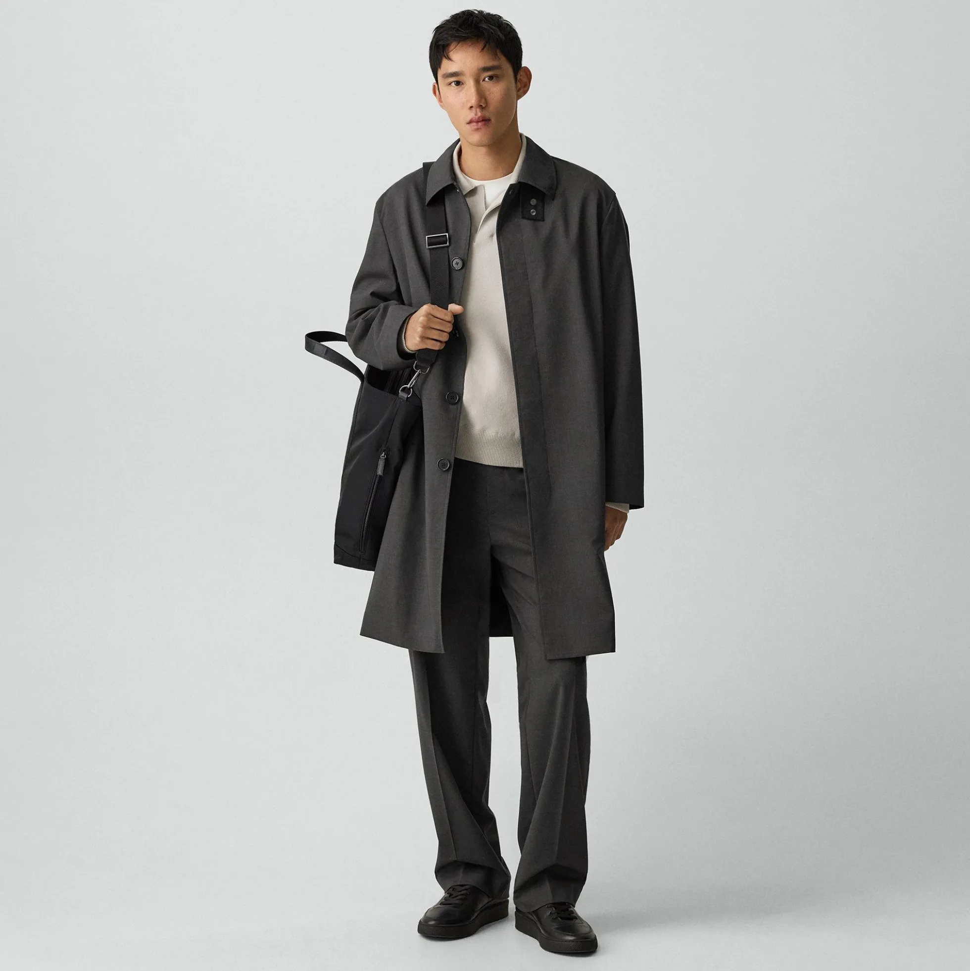 Balmacaan Coat in Motion Wool