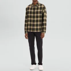 Button-Up Shirt in Jesi Wool