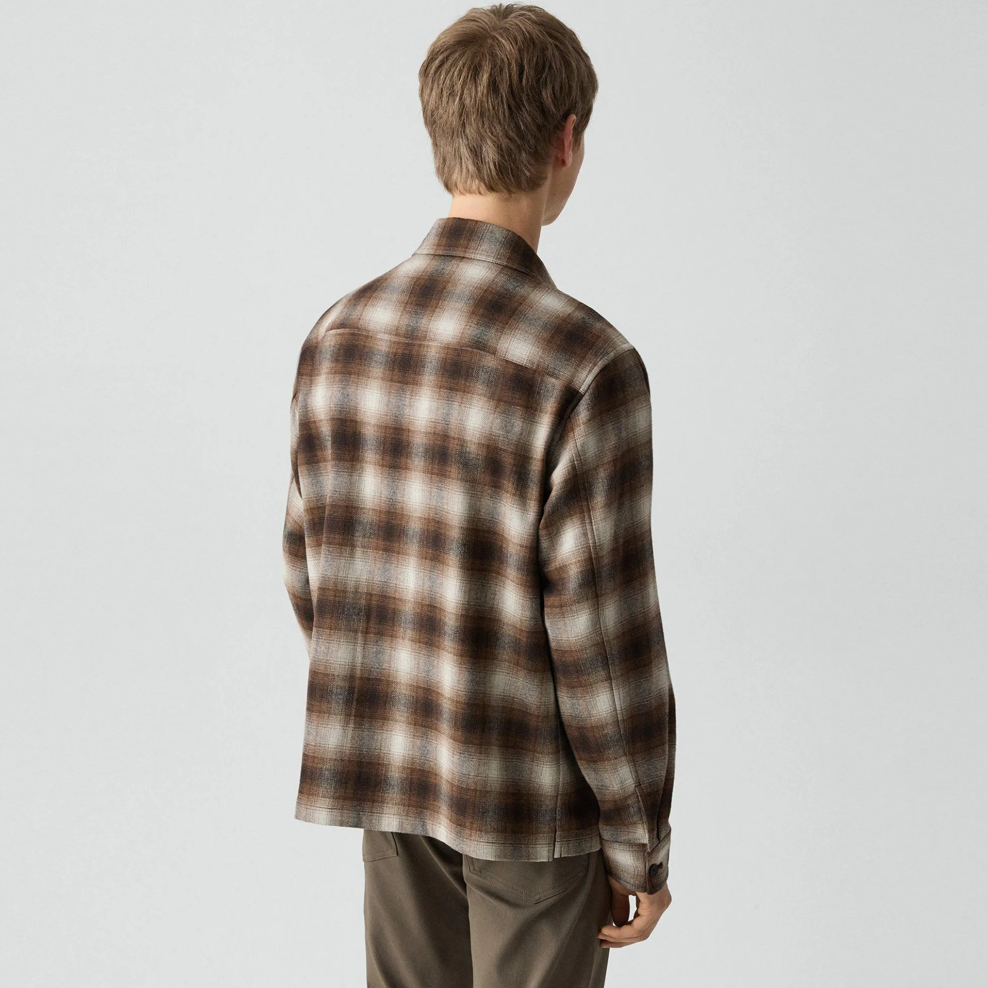 Button-Up Shirt in Jesi Wool