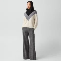Chevron Turtleneck Sweater in Airy Cashmere