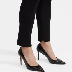 City Pump in Brushed Leather
