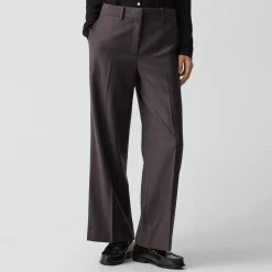 Classic Straight Pant in Sleek Flannel