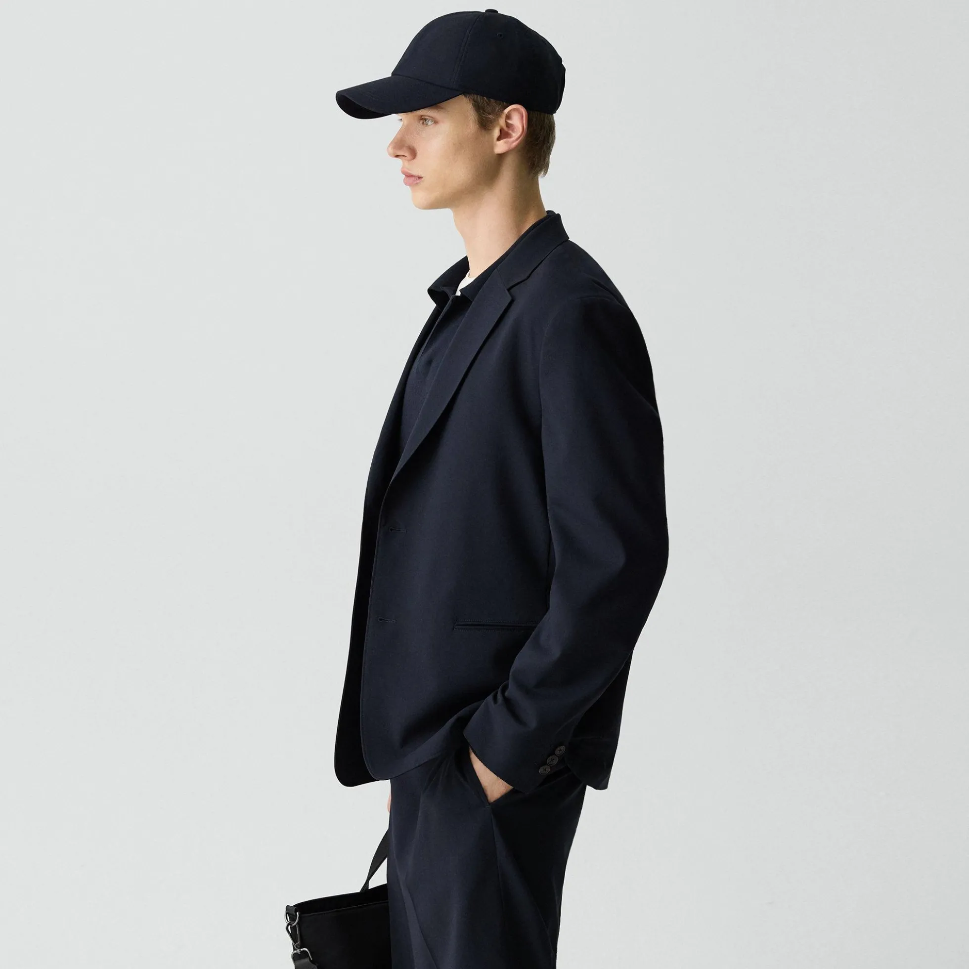Clinton Blazer in Motion Wool