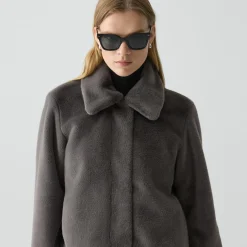 Collared Jacket in Faux Fur