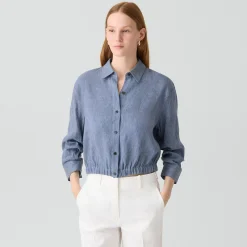 Cropped Shirt in Fluid Linen
