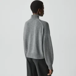 Cropped Turtleneck in Cashmere