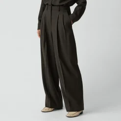 Double Pleat Pant, 33'' in Sleek Flannel