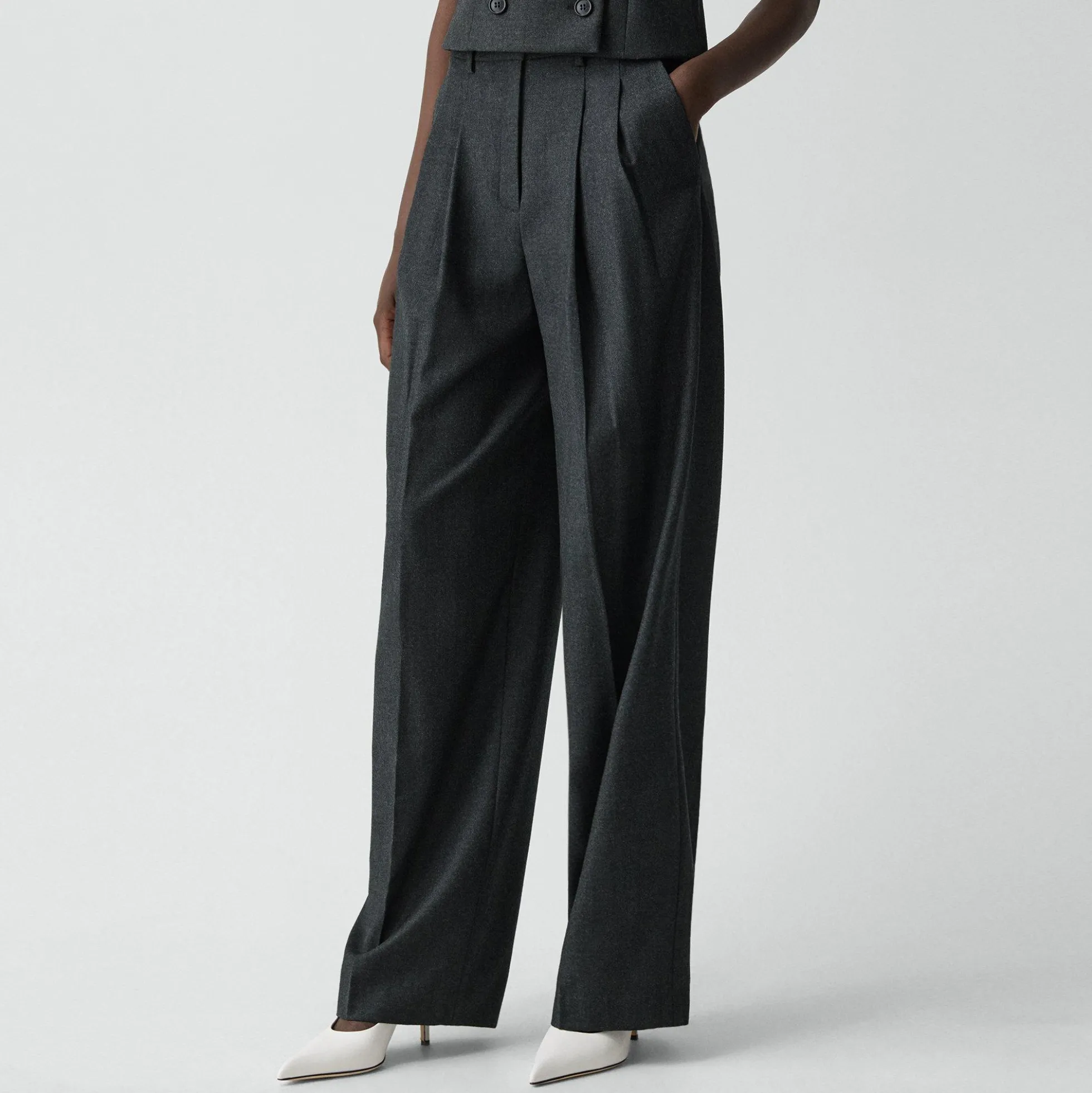 Double Pleat Pant, 33'' in Sleek Flannel