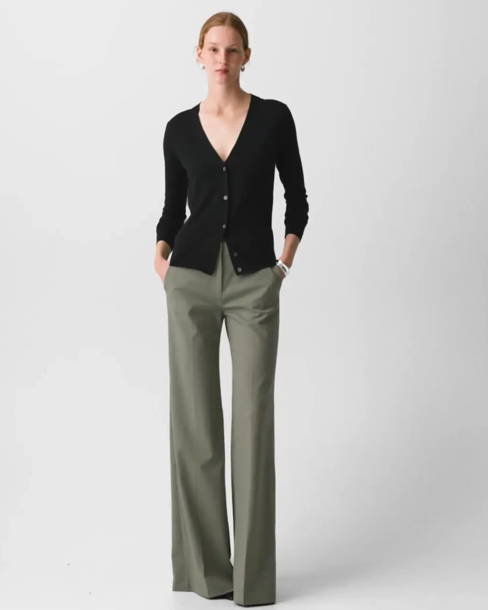 Fluid Flare Pant, 33'' in Wool Gabardine