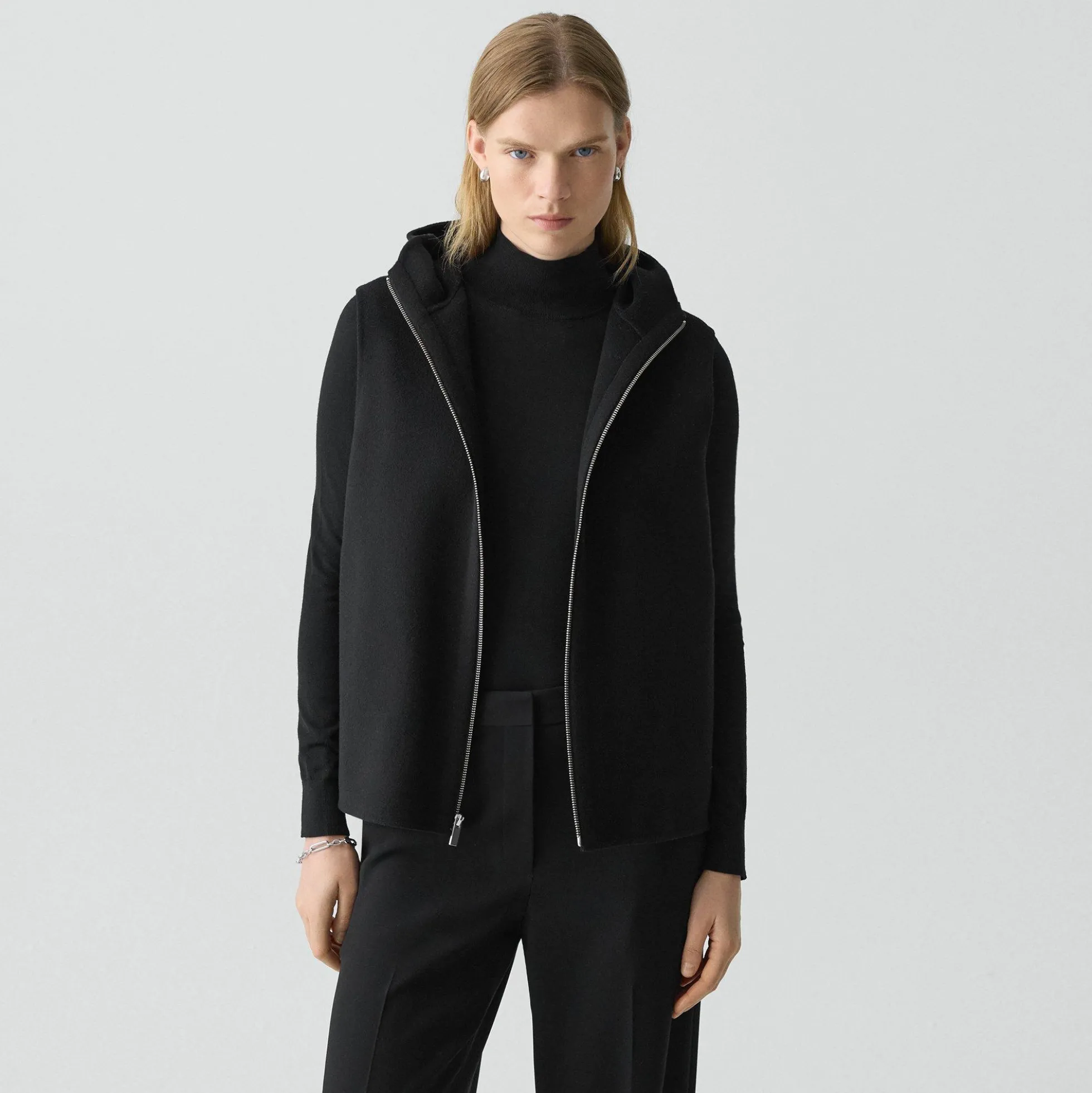 Hooded Vest in Double-Face Wool-Cashmere