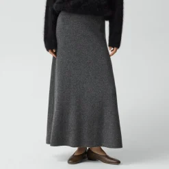 Knit Pull-On Skirt in Astor Wool