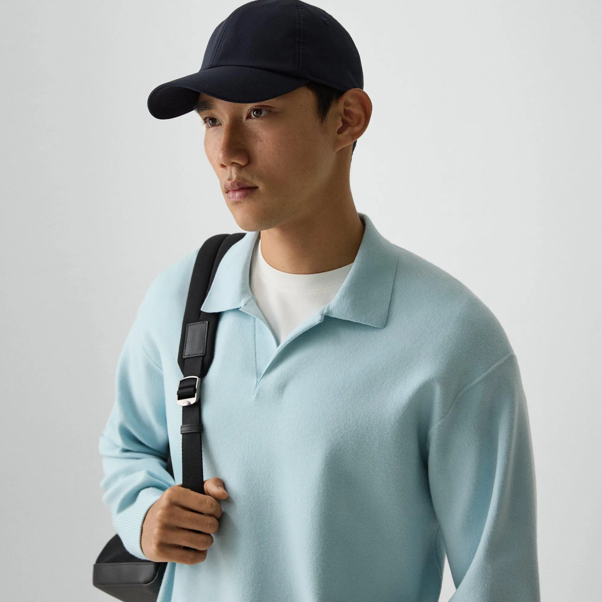 Open Collar Sweater in Light Bilen