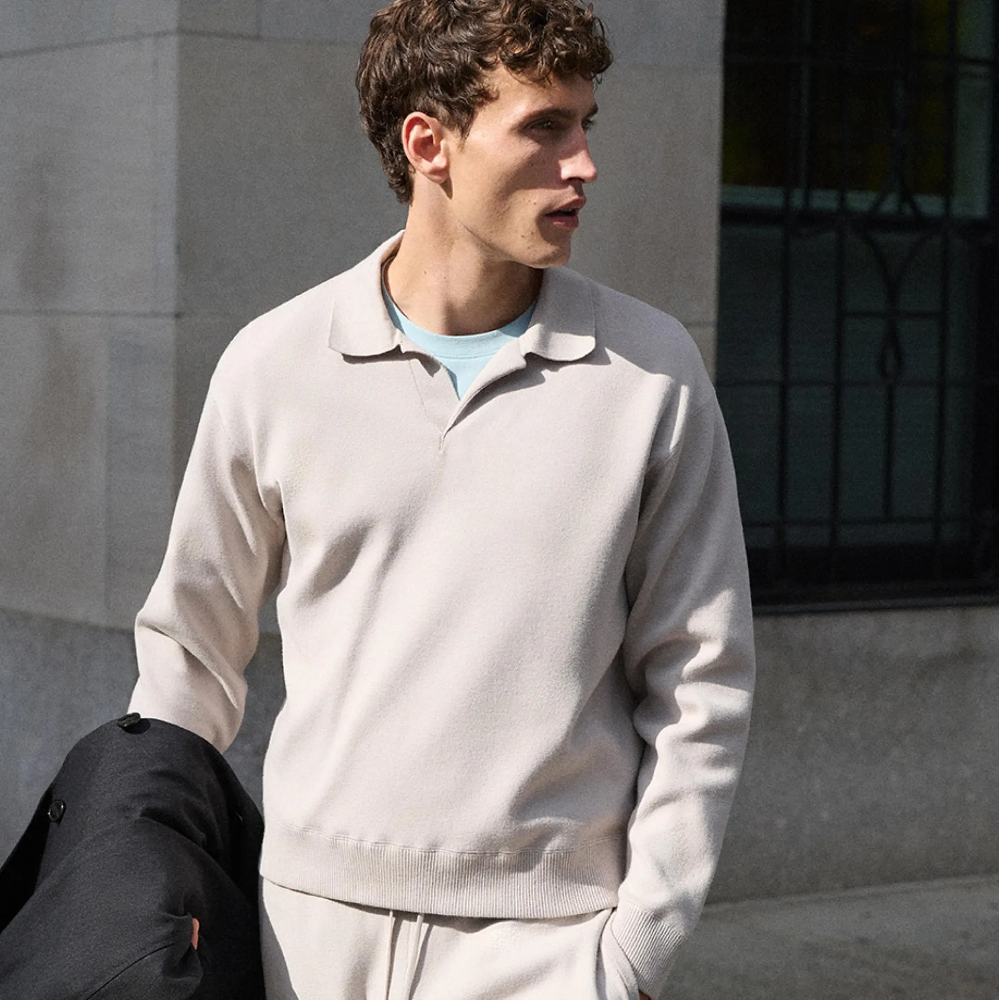 Open Collar Sweater in Light Bilen