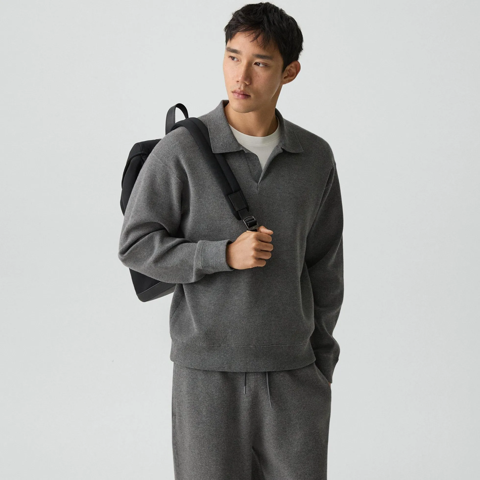 Open Collar Sweater in Light Bilen