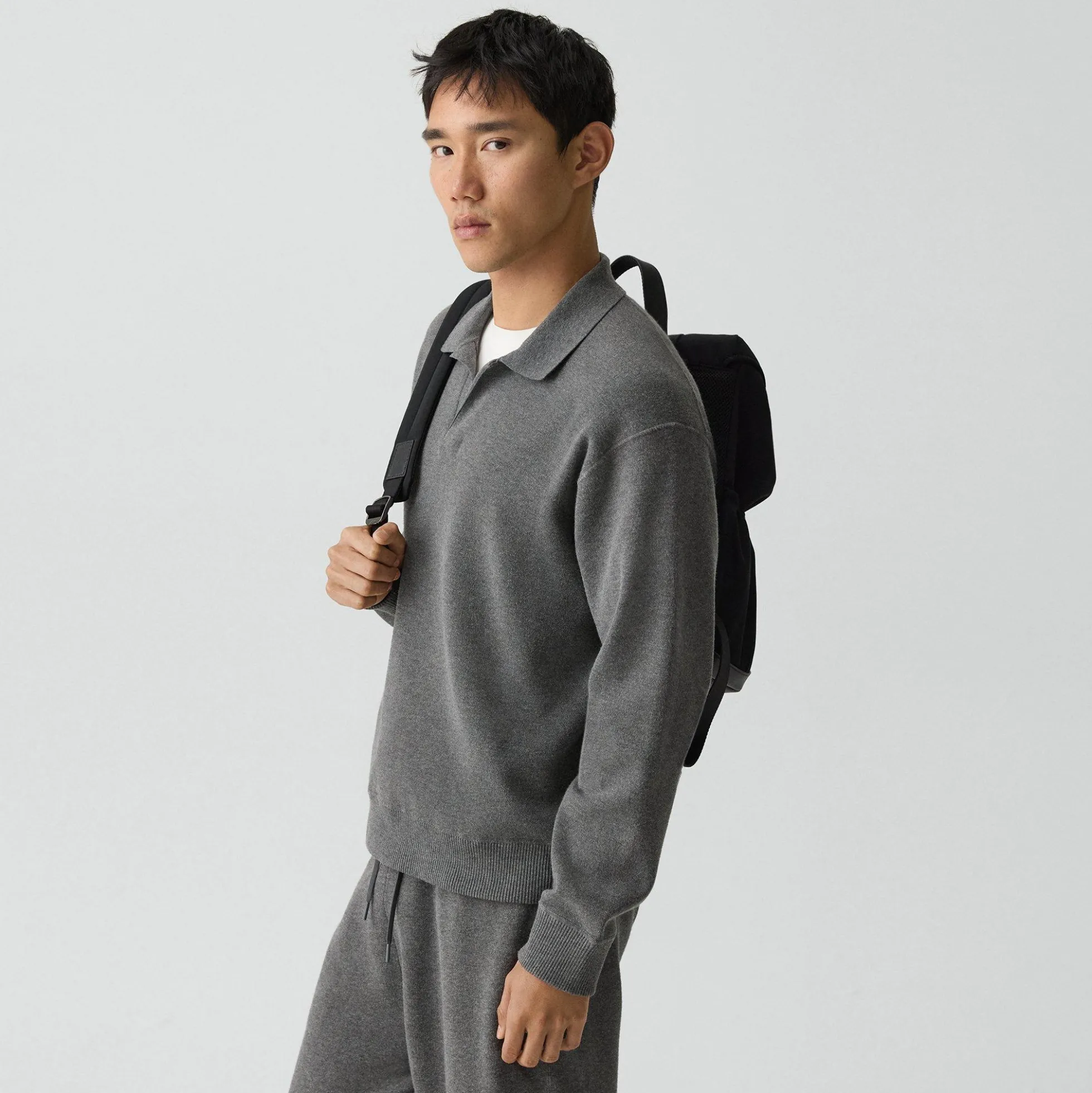 Open Collar Sweater in Light Bilen