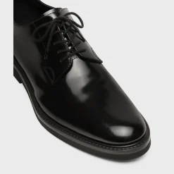 Oxford Shoe in Leather