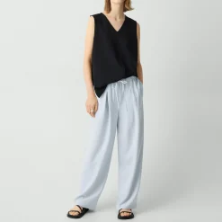 Pleated Pull-On Pant, 28'' in Admiral Crepe