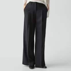 Pleated Wide-Leg Pant, 33'' in Good Wool