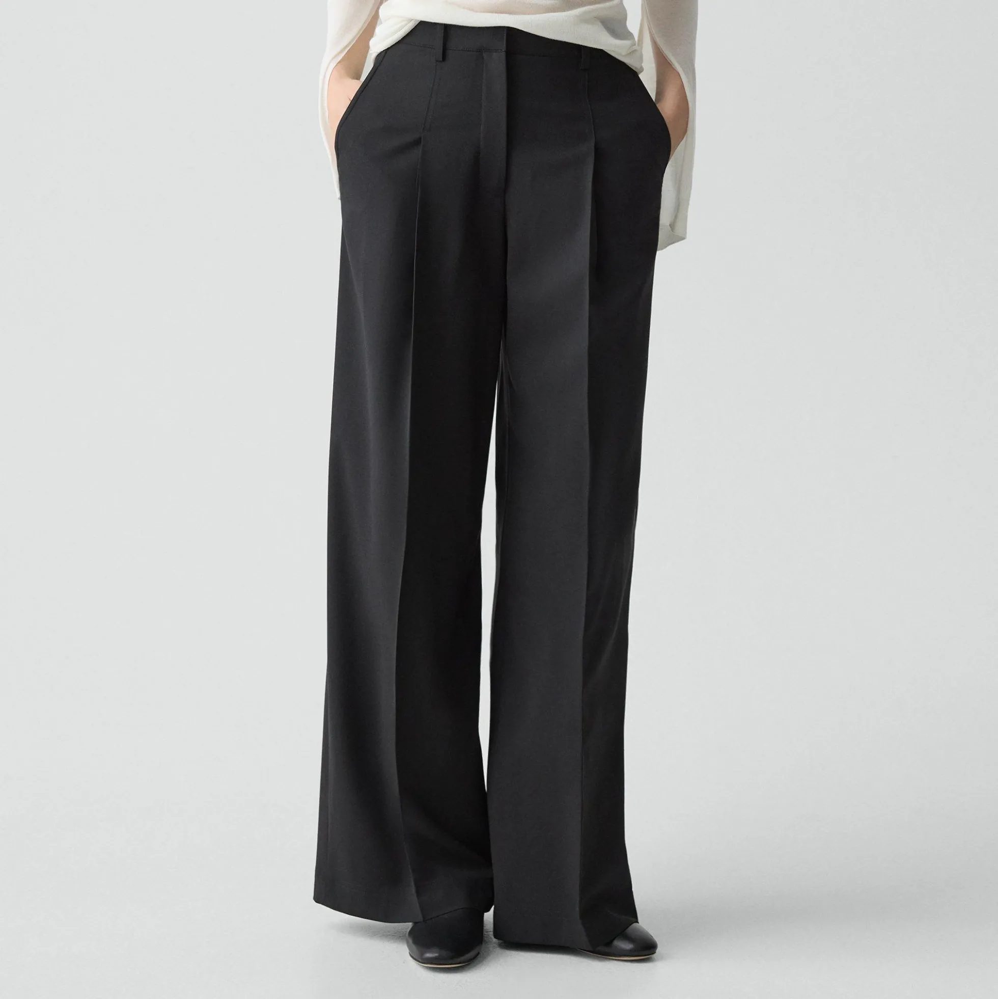 Pleated Wide-Leg Pant, 33'' in Good Wool