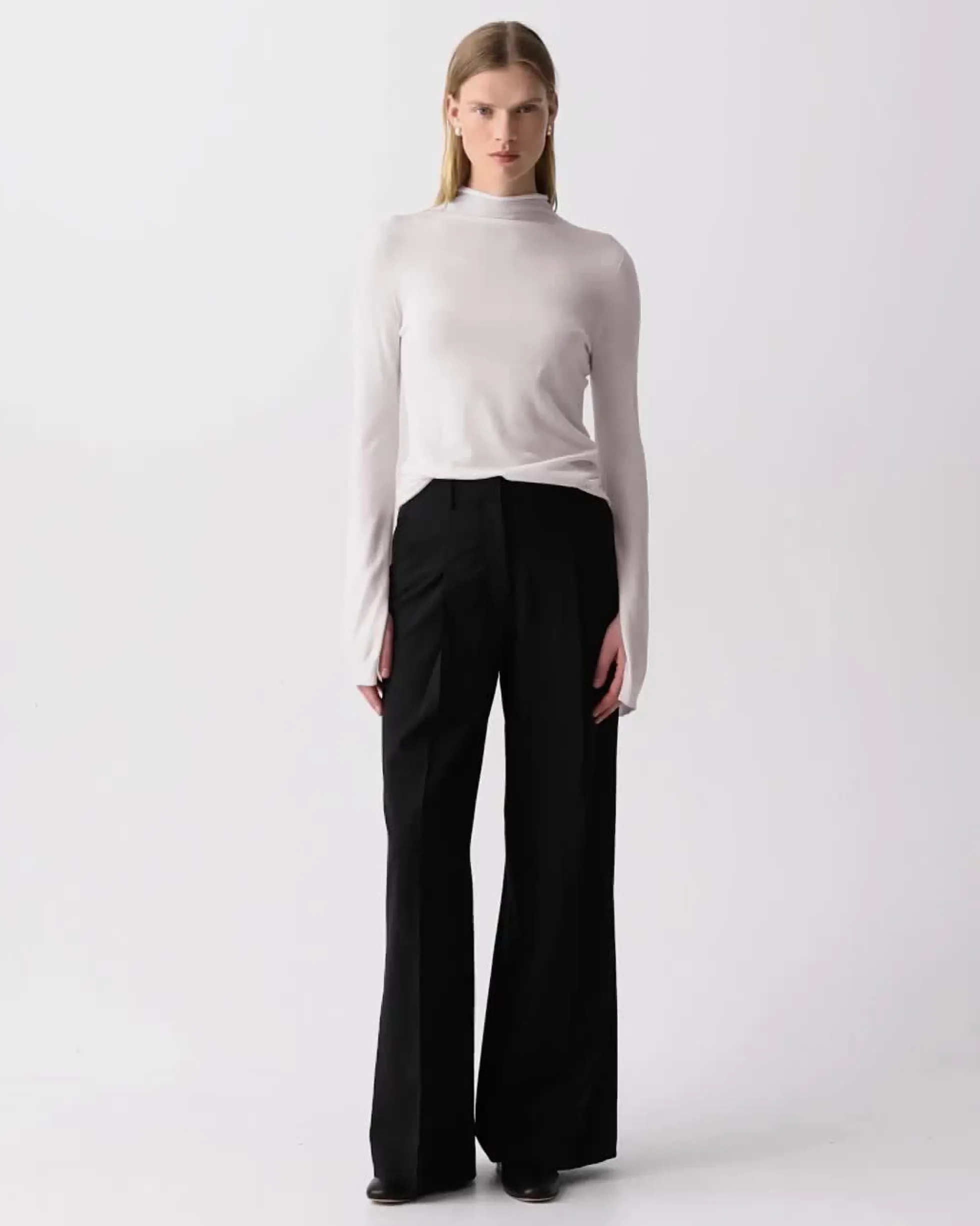 Pleated Wide-Leg Pant, 33'' in Good Wool