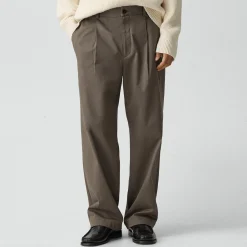 Relaxed Pleat Pant in Moonsoft Cotton
