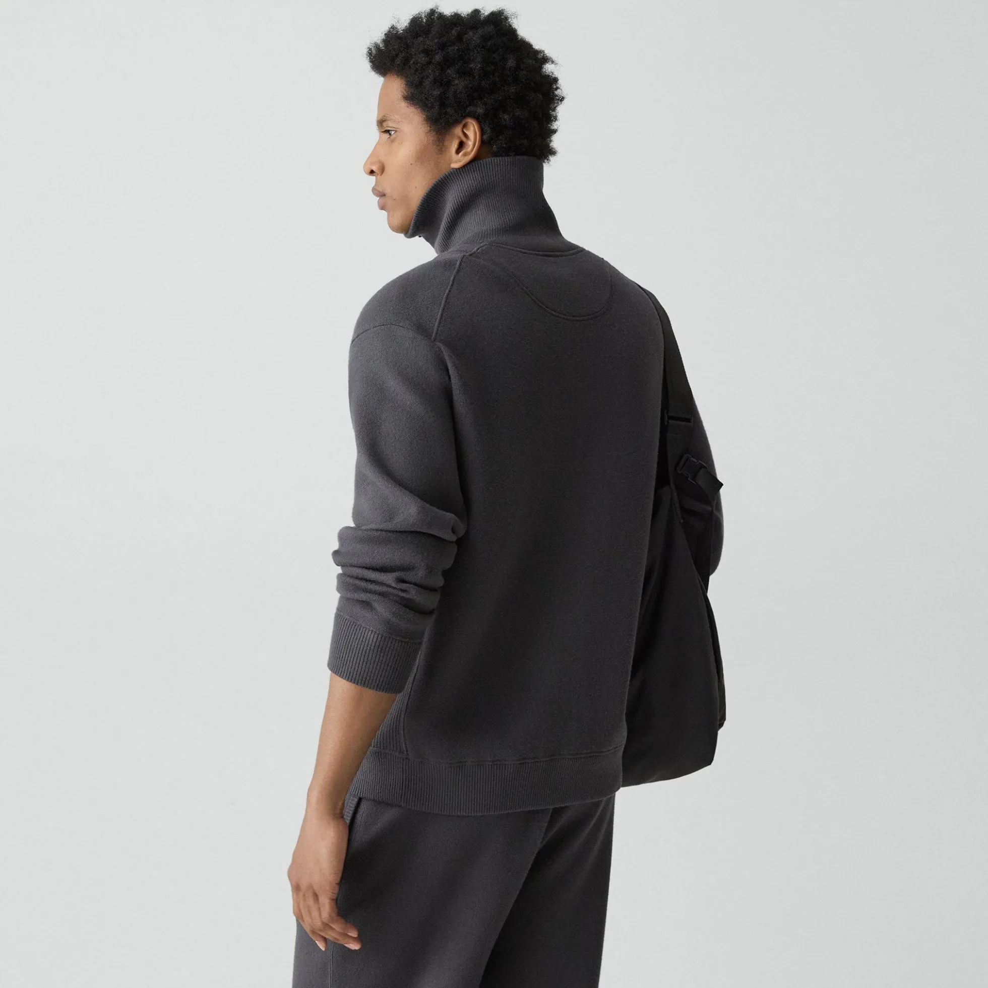 Relaxed Quarter-Zip Sweatshirt in Wool Bilen