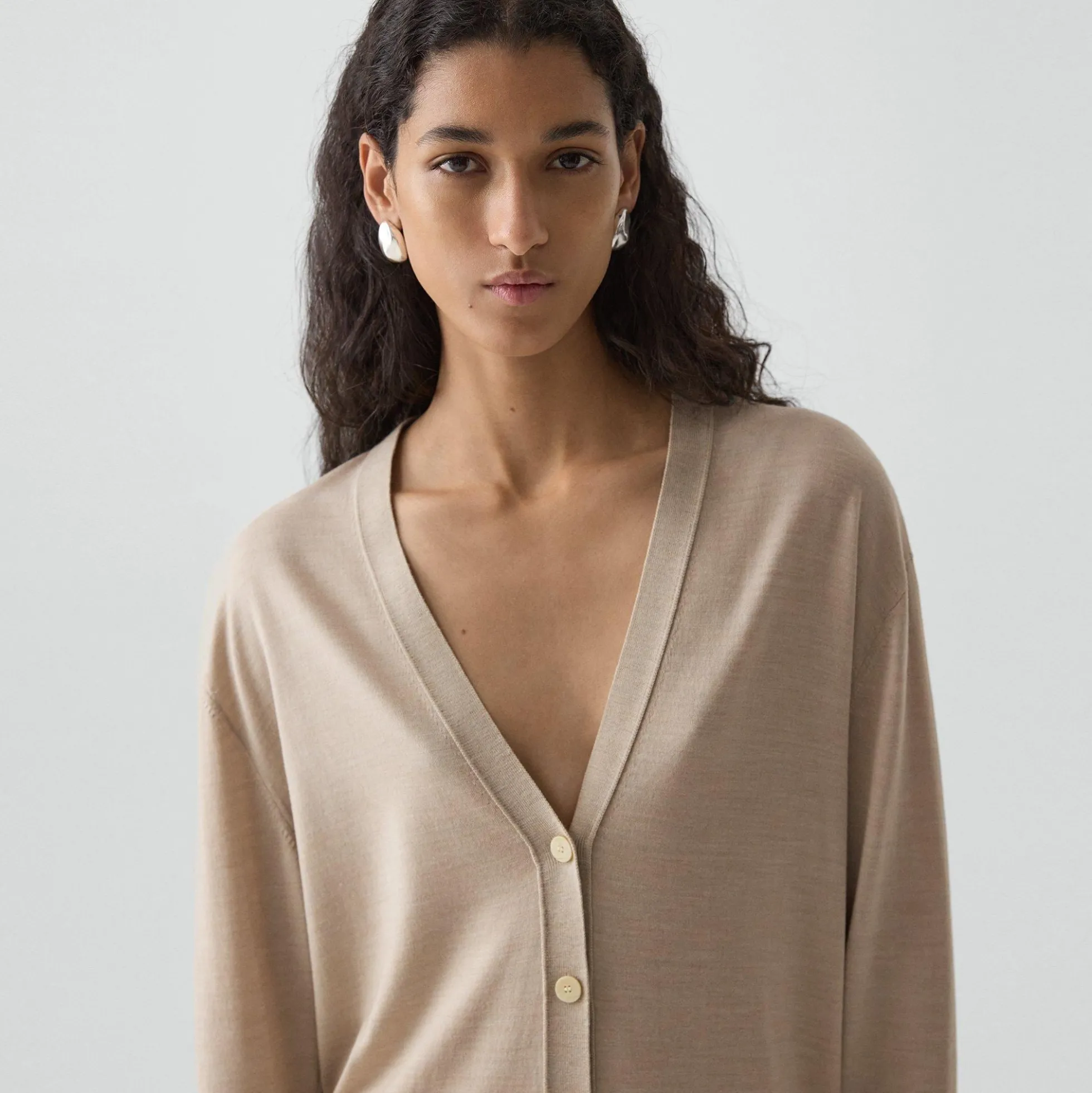 Relaxed V-Neck Cardigan in Regal Wool
