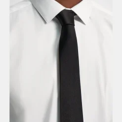 Roadster Tie in Solid Silk