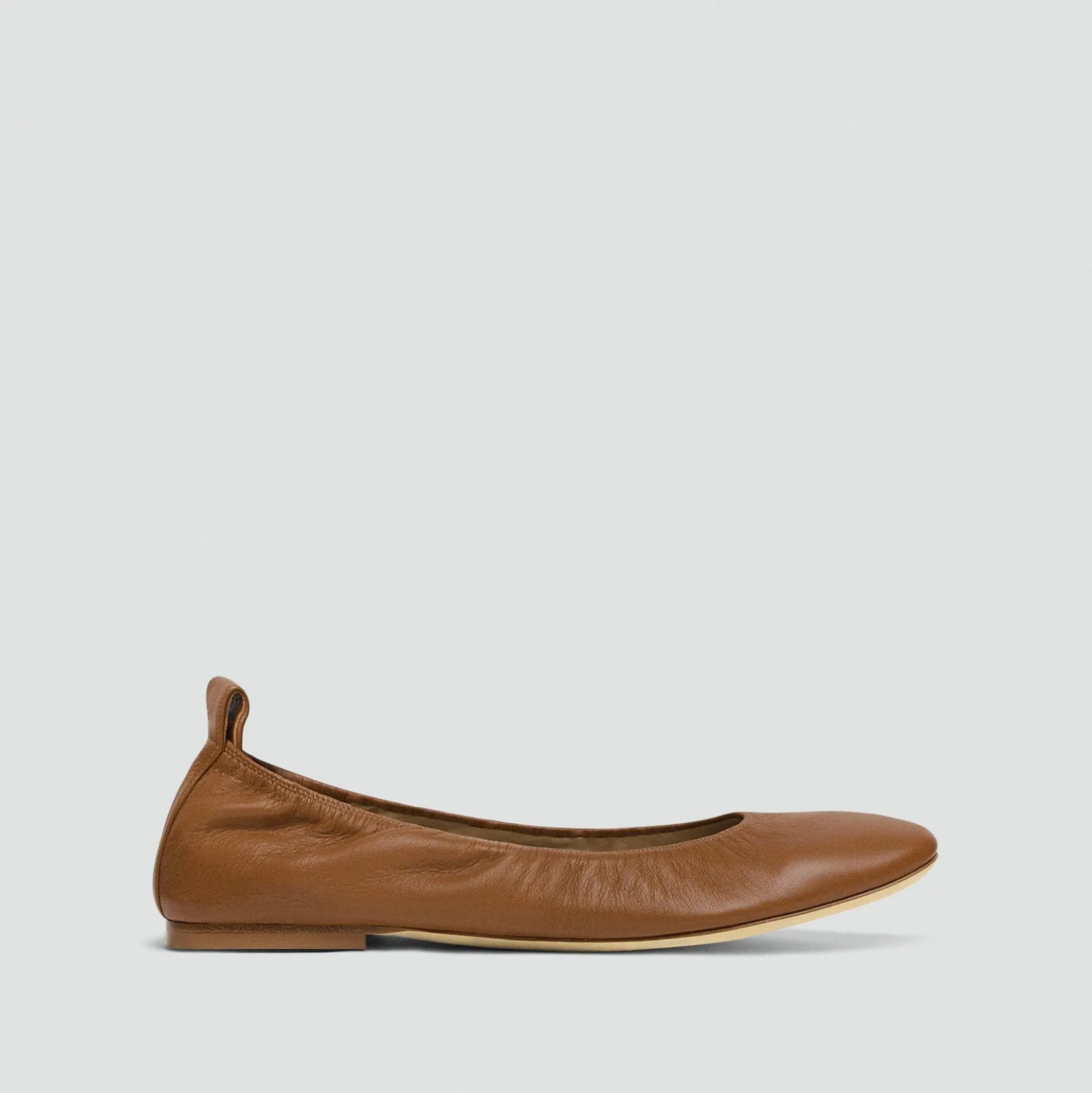 Ruched Ballet Flat in Smooth Leather
