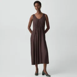 Ruched Pump in Smooth Leather