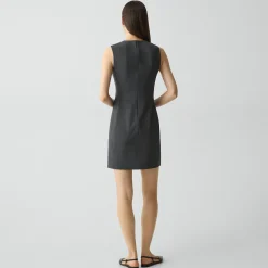 Sleeveless Fitted Dress in Good Wool