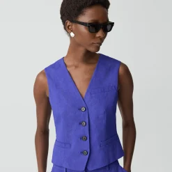 Slim Vest in Good Linen