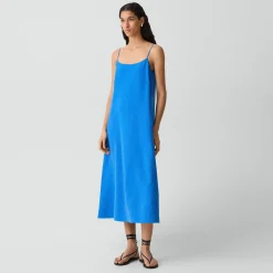 Slip Dress in Relaxed Silk