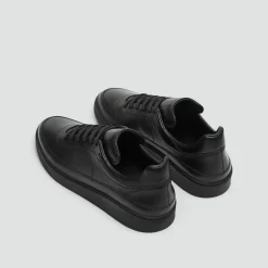 Sneaker in Leather