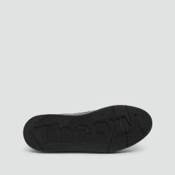 Sneaker in Leather