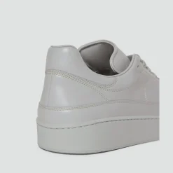 Sneaker in Leather