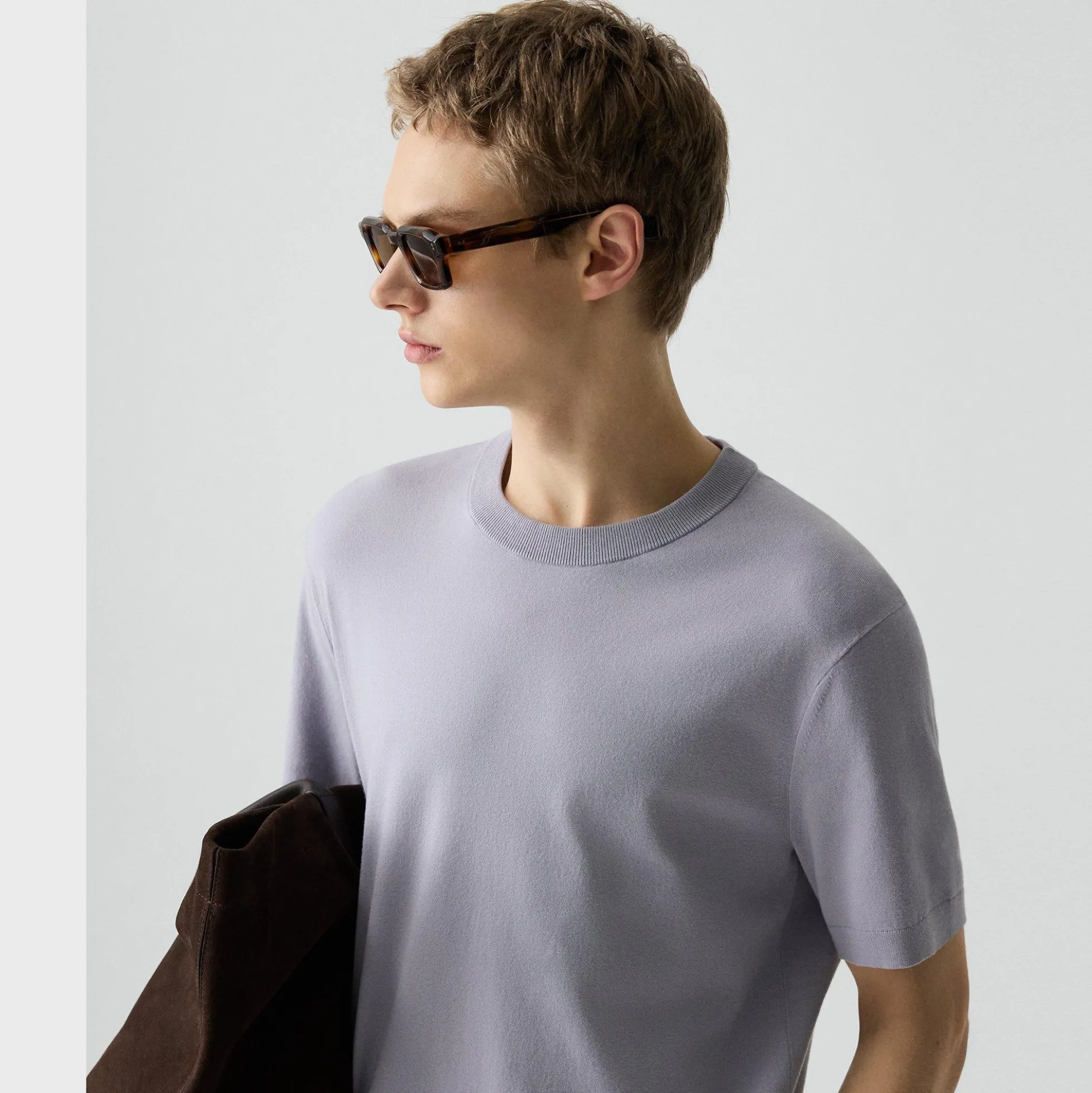 Soris Tee in Light Bilen