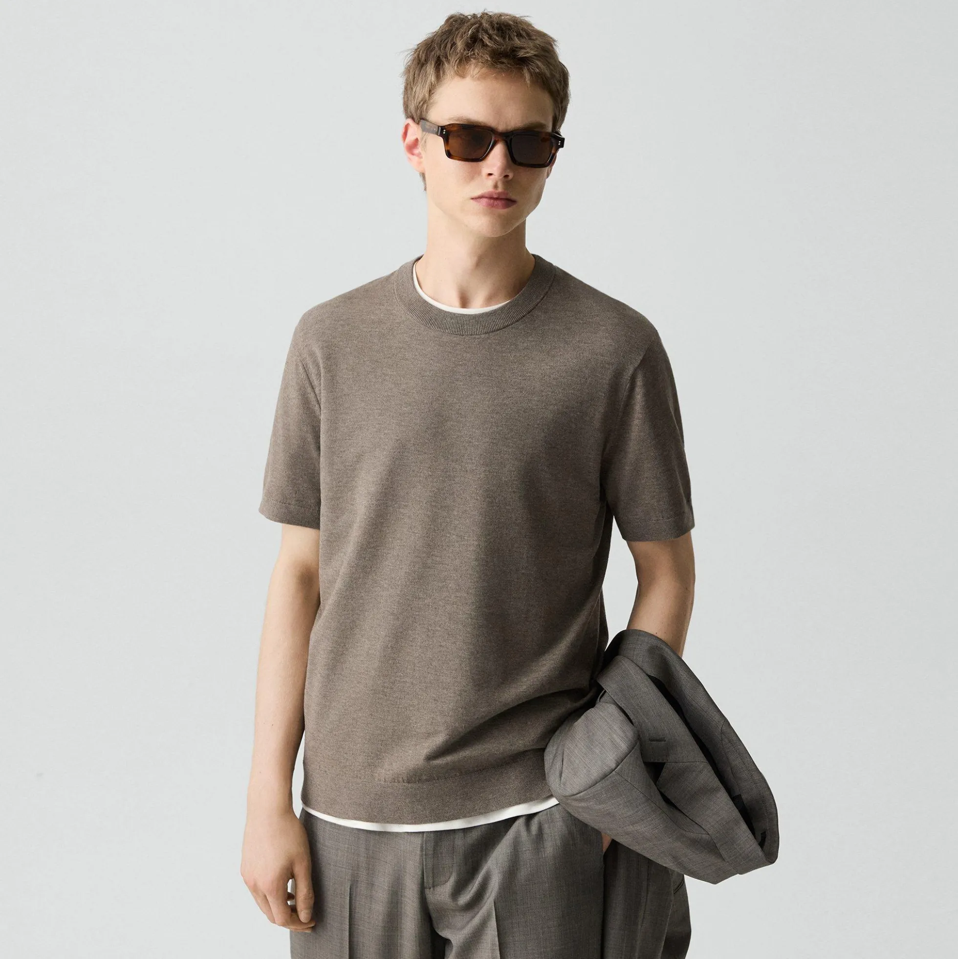 Soris Tee in Light Bilen