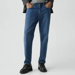 Standard Jean in Stretch Denim