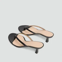Thong Sandal in Embossed Leather