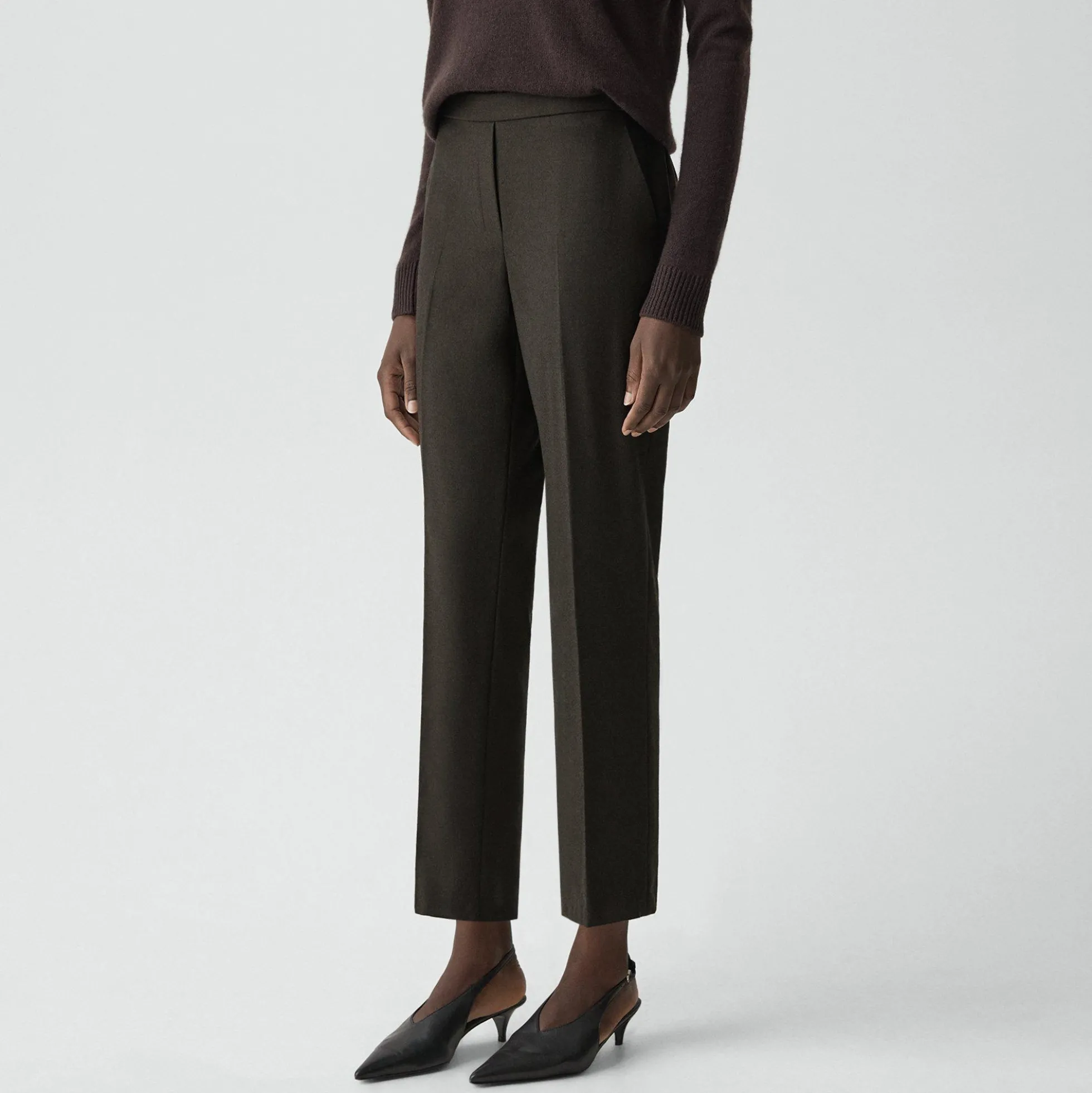 Treeca Pull-On Pant in Sleek Flannel