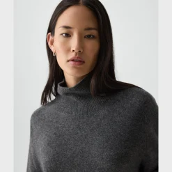Turtleneck Sweater in Astor Wool