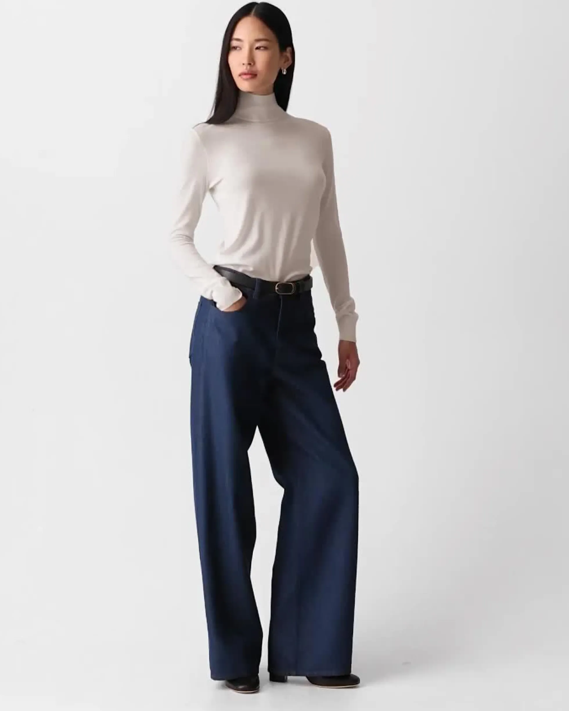 Turtleneck Sweater in Regal Wool