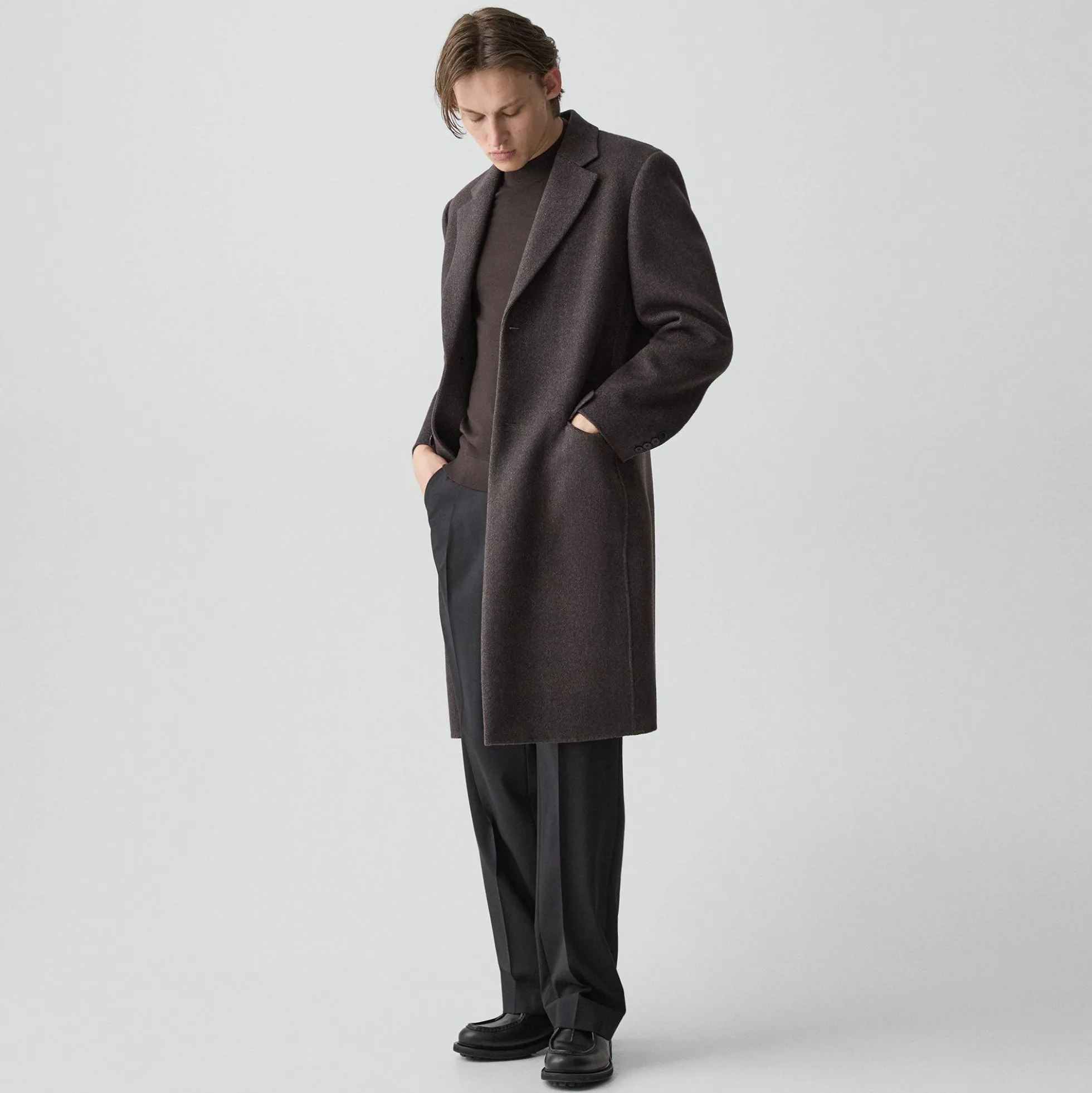 Two-Button Coat in Atelier Wool