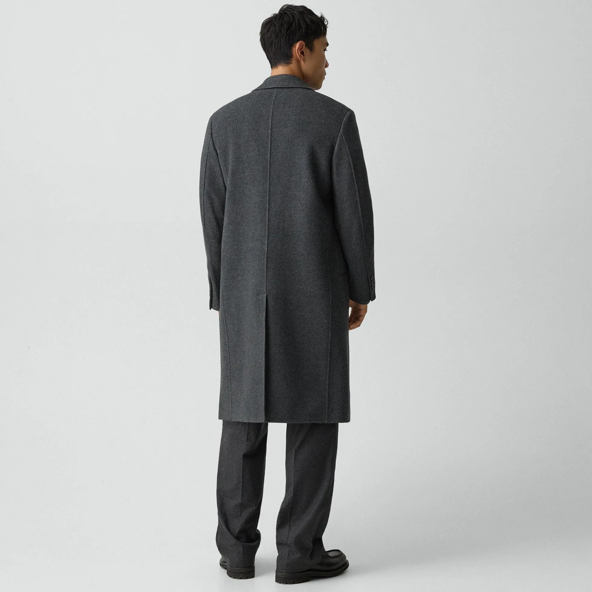 Two-Button Coat in Atelier Wool