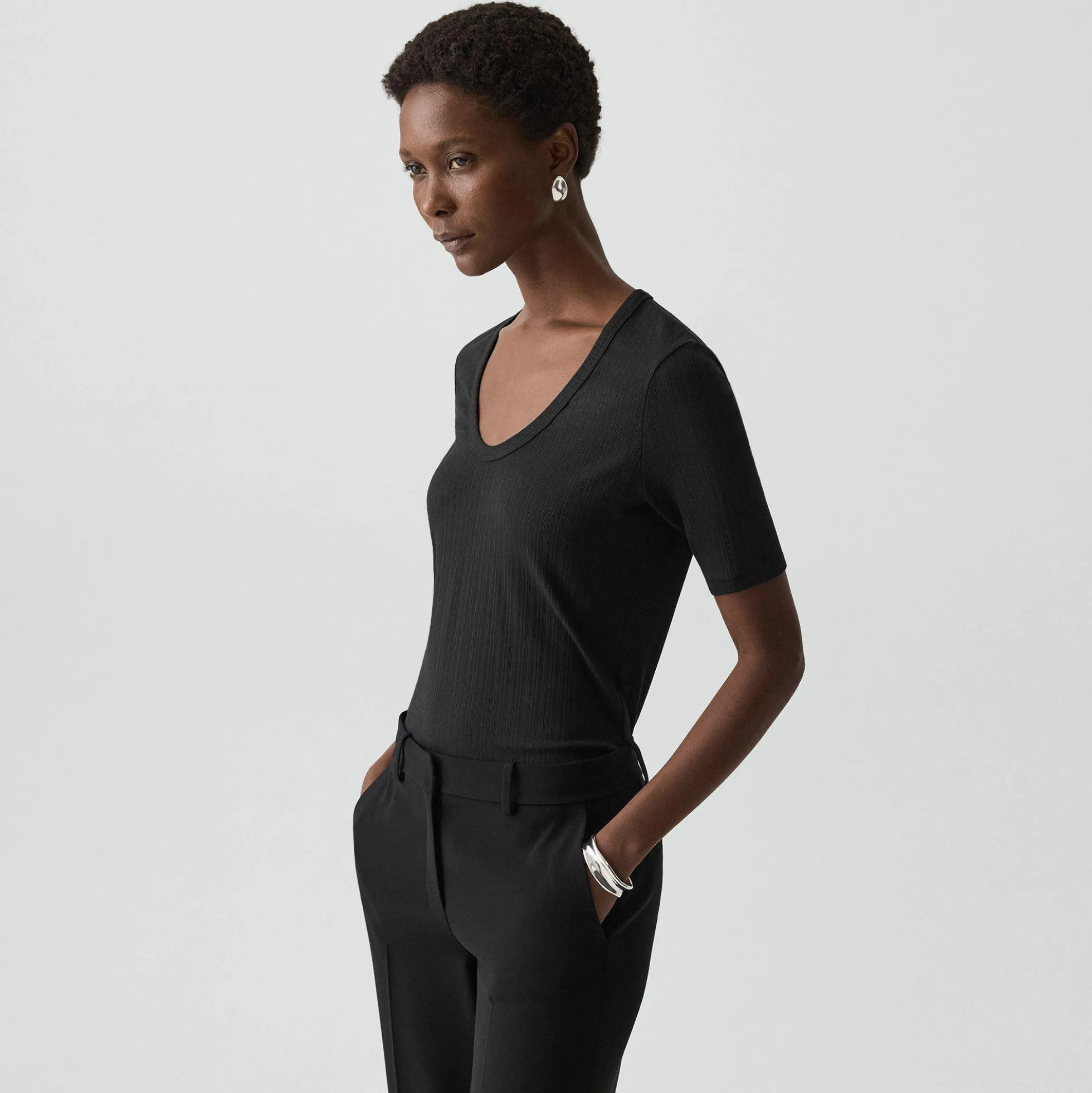 U-Neck Tee in Stretch Rib
