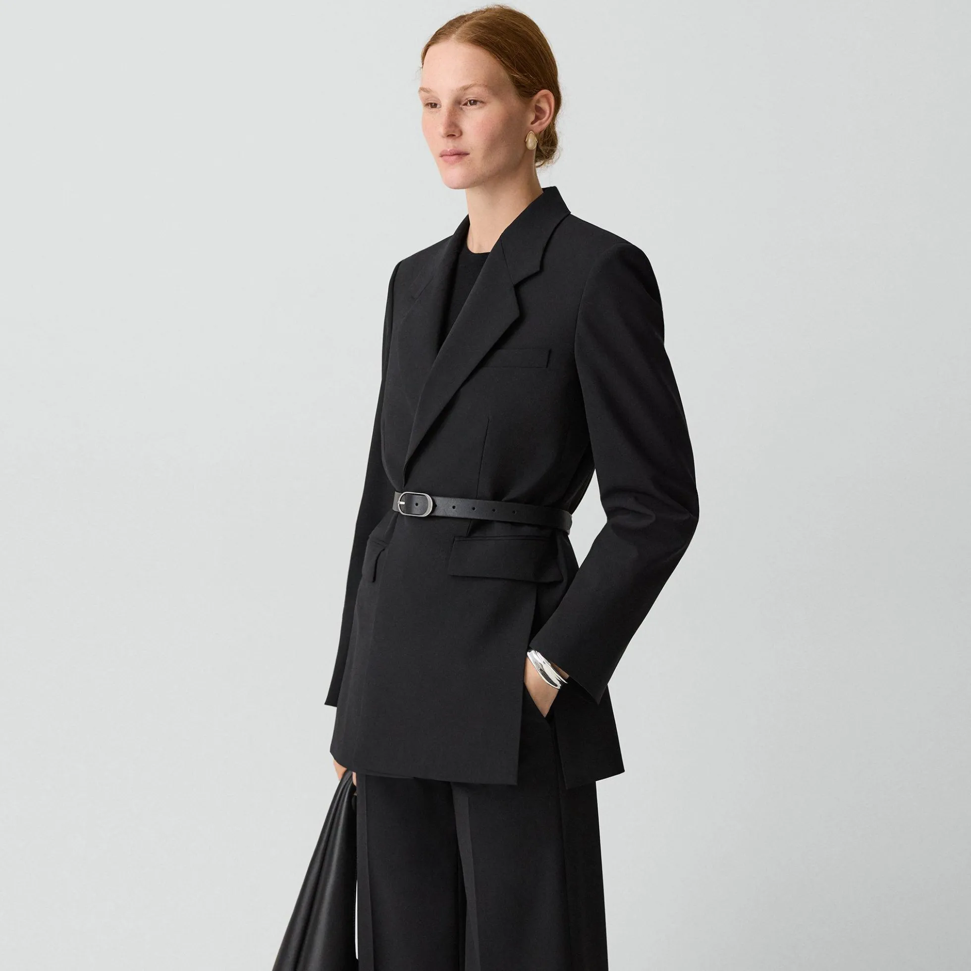Vented Blazer in Good Wool