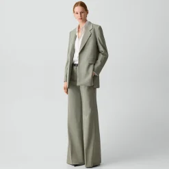 Vented Blazer in Wool Gabardine
