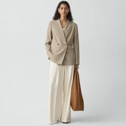 Vented Double-Breasted Blazer in Good Linen