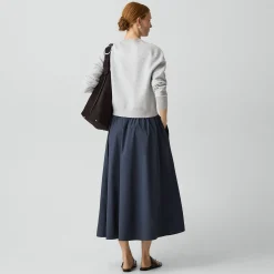 Vented Skirt in Relaxed Poplin